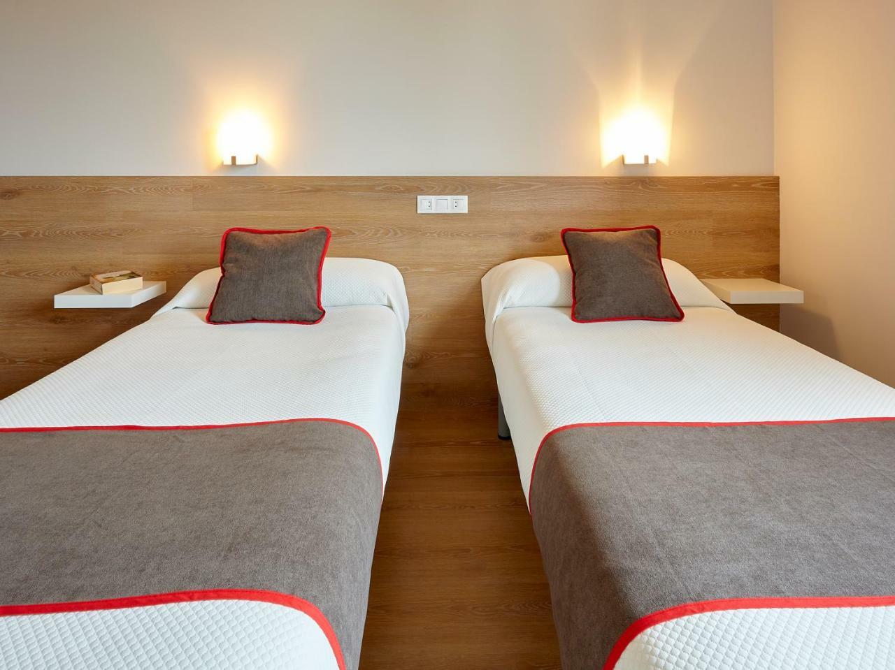 Hostal Nobadis Сервера Экстерьер фото