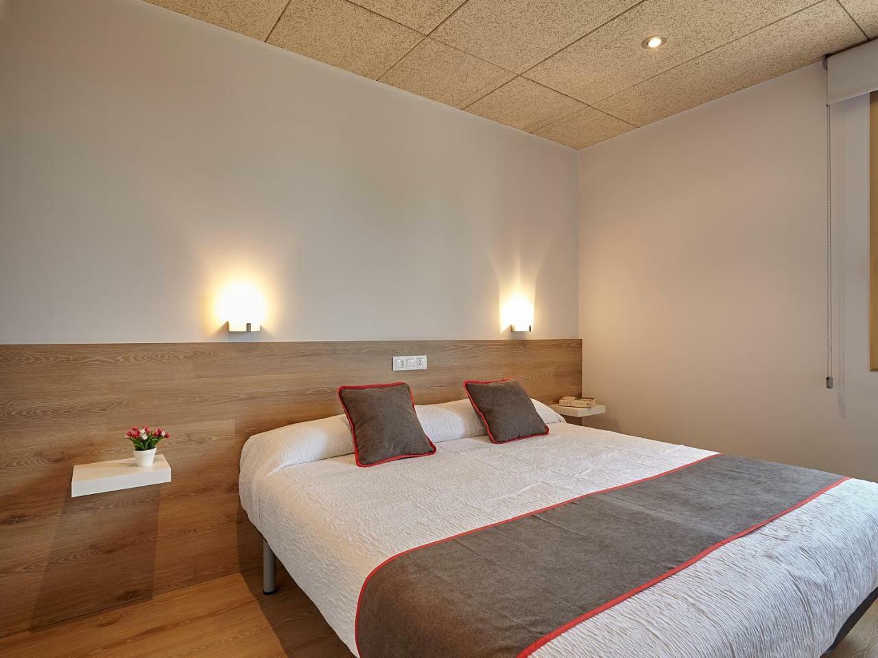 Hostal Nobadis Сервера Экстерьер фото