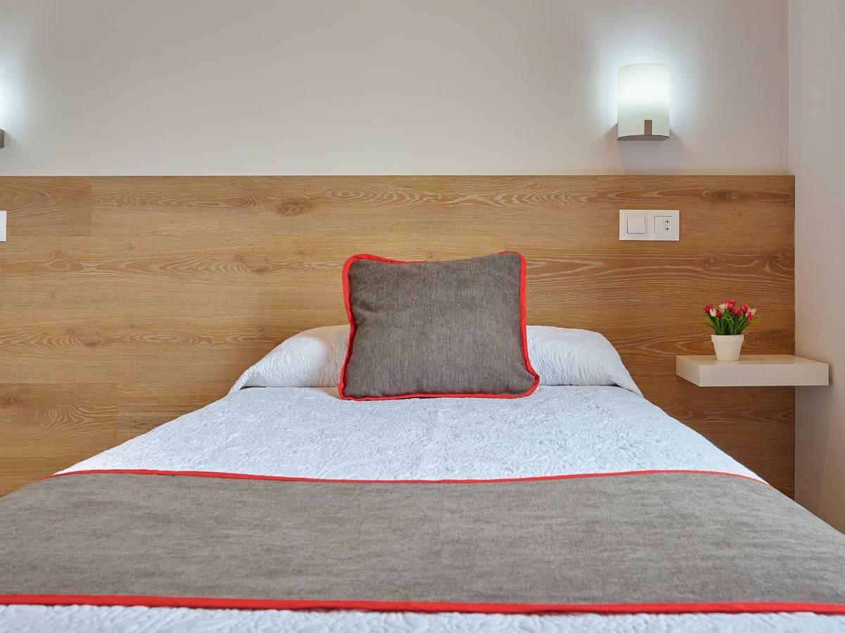 Hostal Nobadis Сервера Экстерьер фото