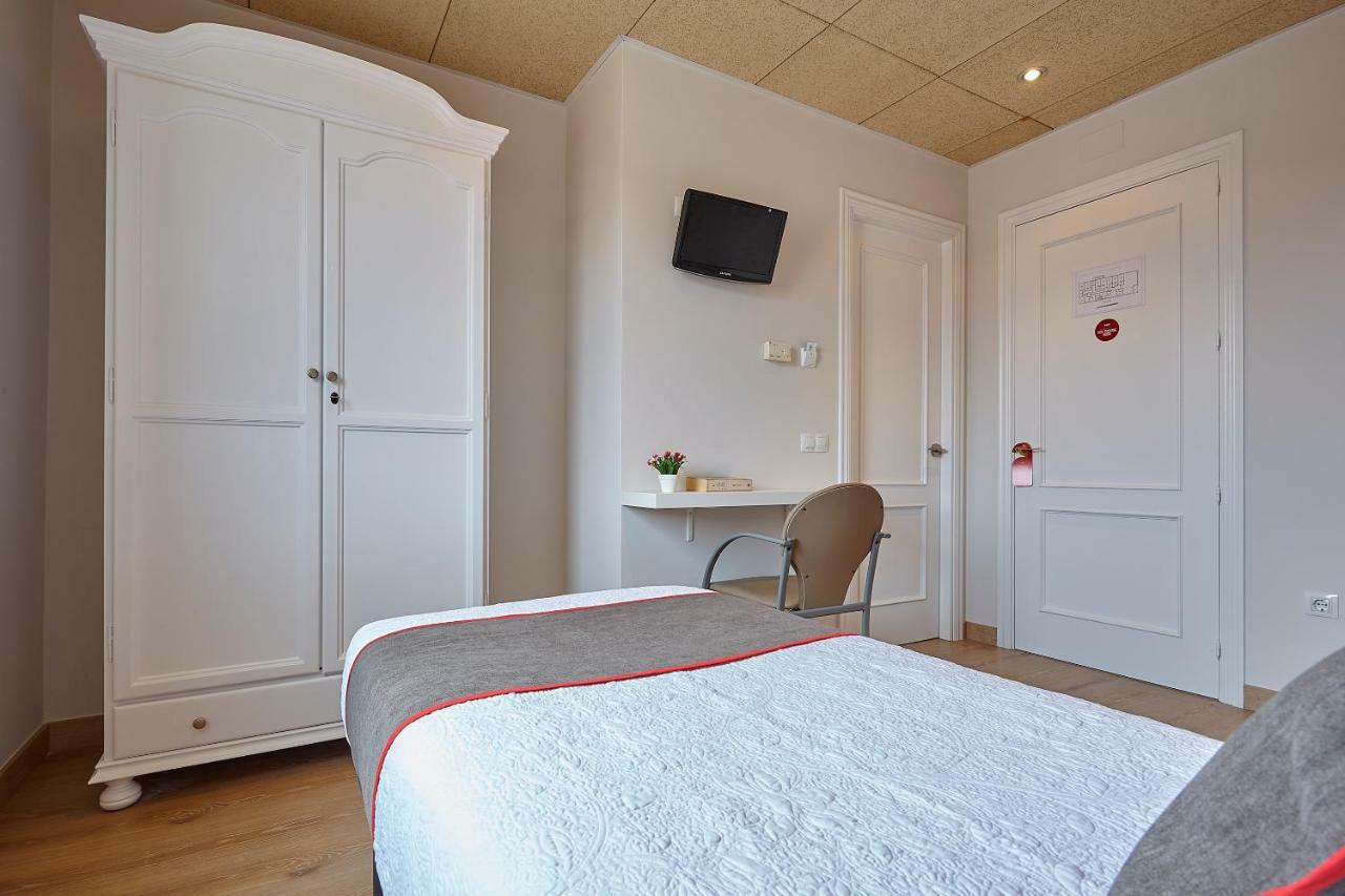 Hostal Nobadis Сервера Экстерьер фото